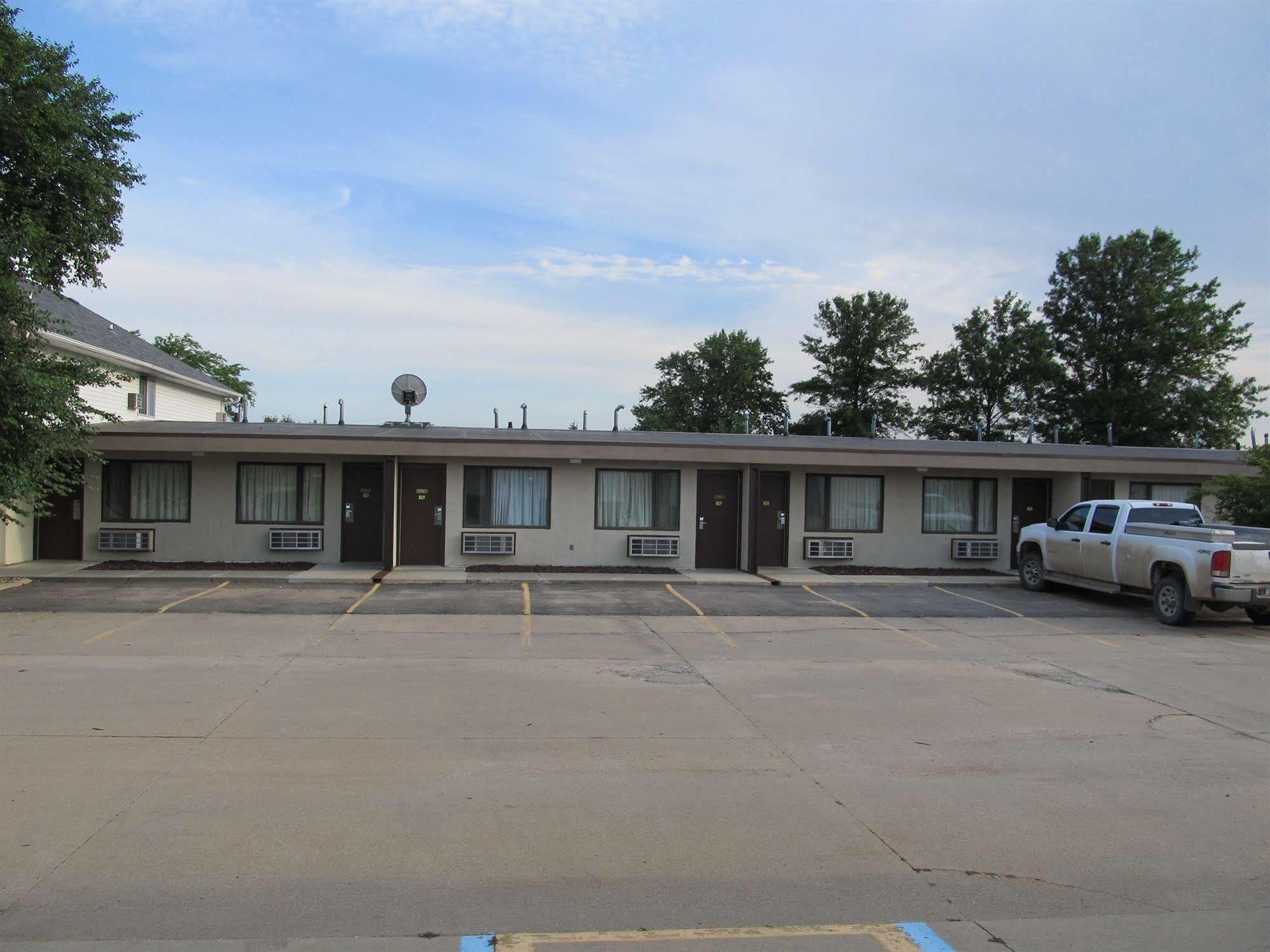 Sunset Inn And Suites Seward Exterior foto